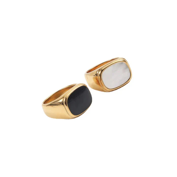 Serica Nivalis Ring | Gold
