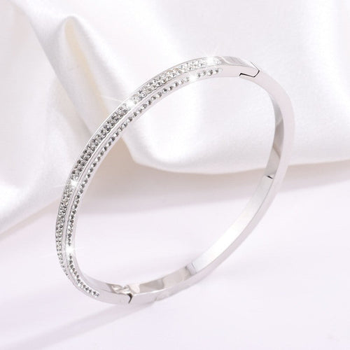 Avelina Rosanelli Bracelet | White Gold